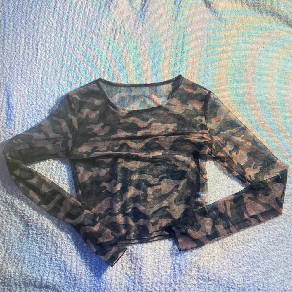 Camouflage Long Sleeve Crop Top